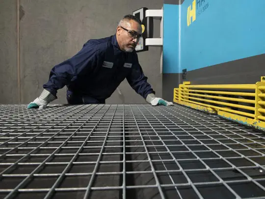 WIRE MESH SHEAR 1