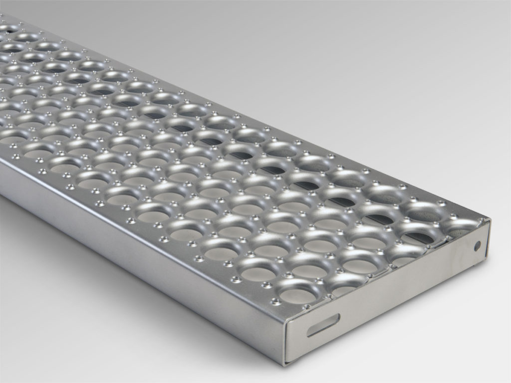 PERFO GRIP STAIR TREAD